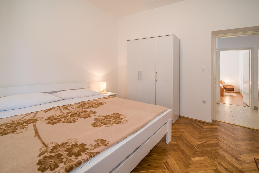 Apartment Ana 1 Malinska Exterior photo